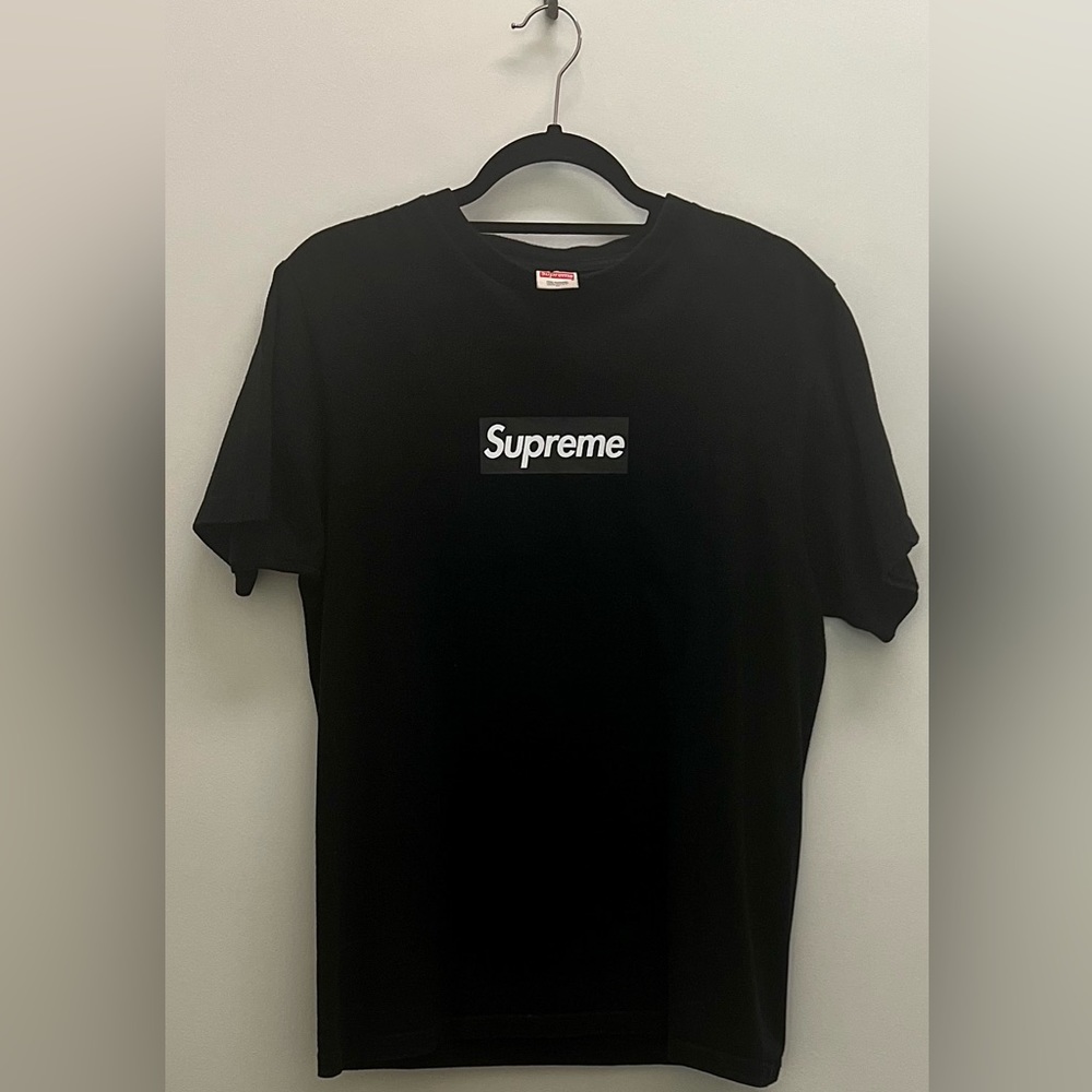 Supreme 2007 Friends and Family Box Logo Tee.